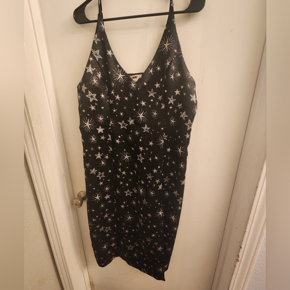 Shimmy Black Star Dress Size X-Large